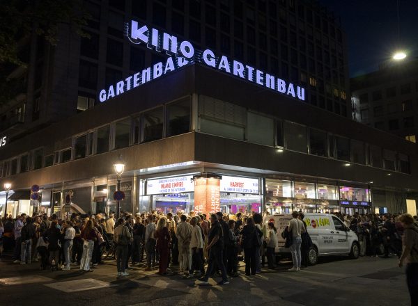 Ero Iffnung 27 5 Print c Peter Griesser 104